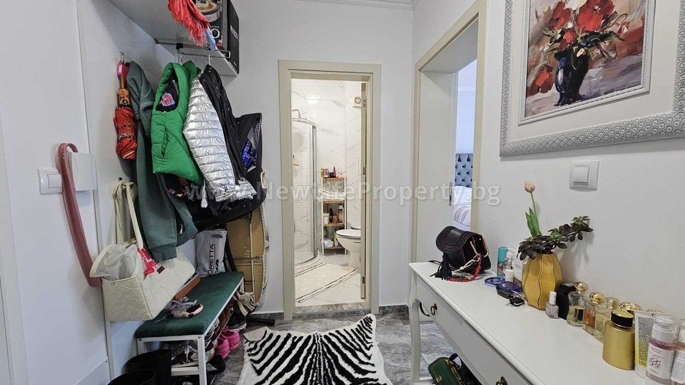Продава се Двустаен апартамент в Несебър - 60 кв.м за 1785 €/кв.м - Снимка #2