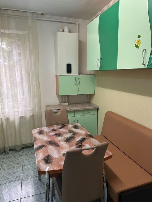 Închiriez apartament 2 camere Tudor — fotografia 3