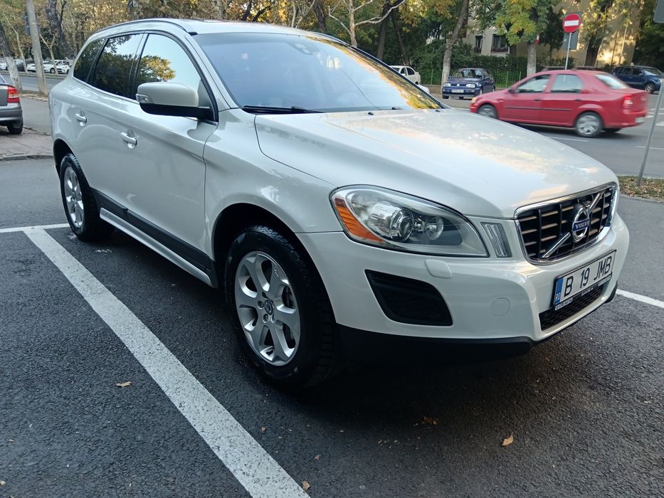 VOLVO XC60 2012 — imagine 2