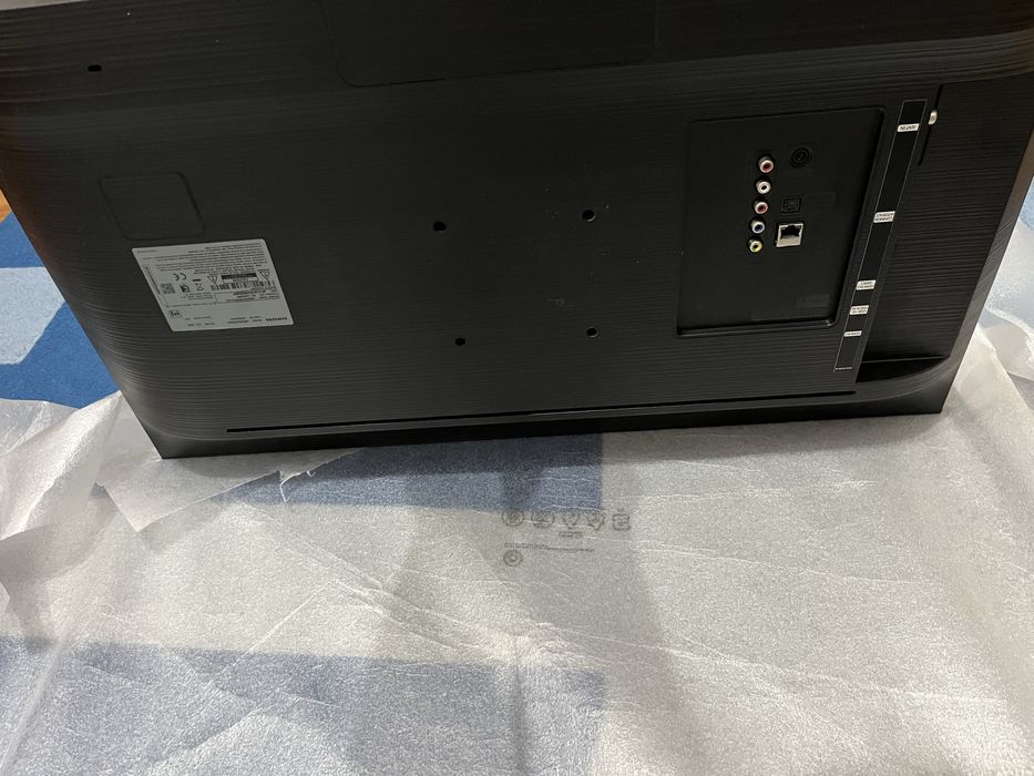 Vand televizor Samsung smart full hd 80 cm