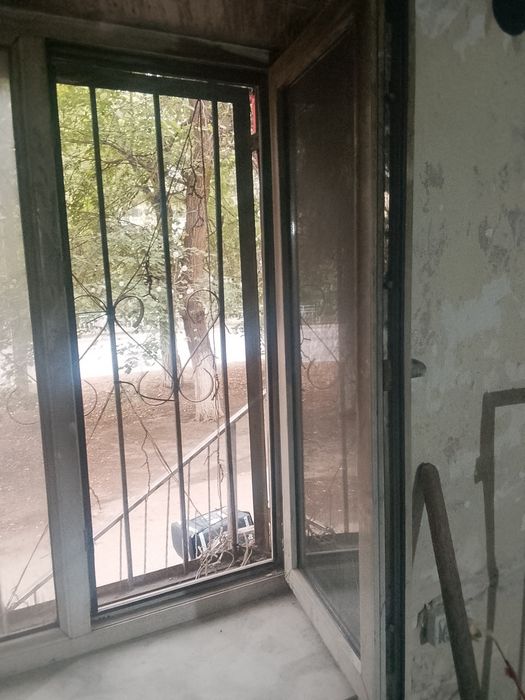 Продам пластиковое окно