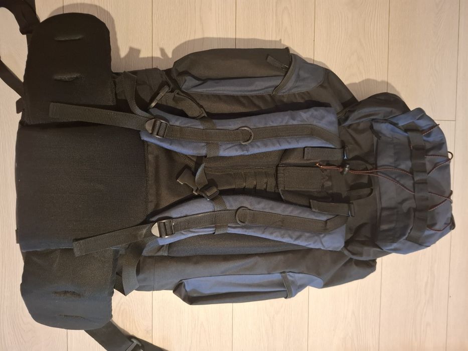 Vand rucsac drumetie Adventurer capacitate mare( 88L)