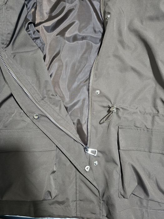 Новая женская куртка