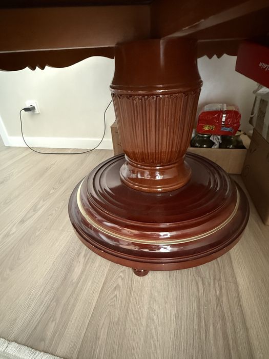 Продам шикарный Круглый стол