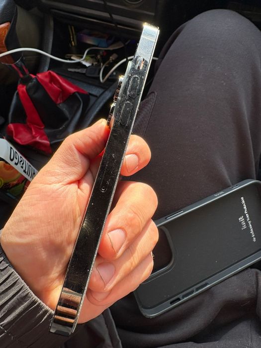 Продам айфон 14 про