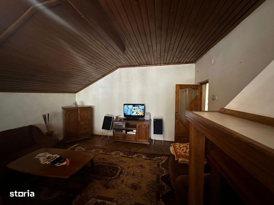 Apartament 3 camere in vila, 114 mp | Curte | Sinaia