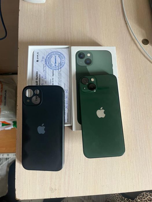 Продам Айфон 13 в идеальном состояние