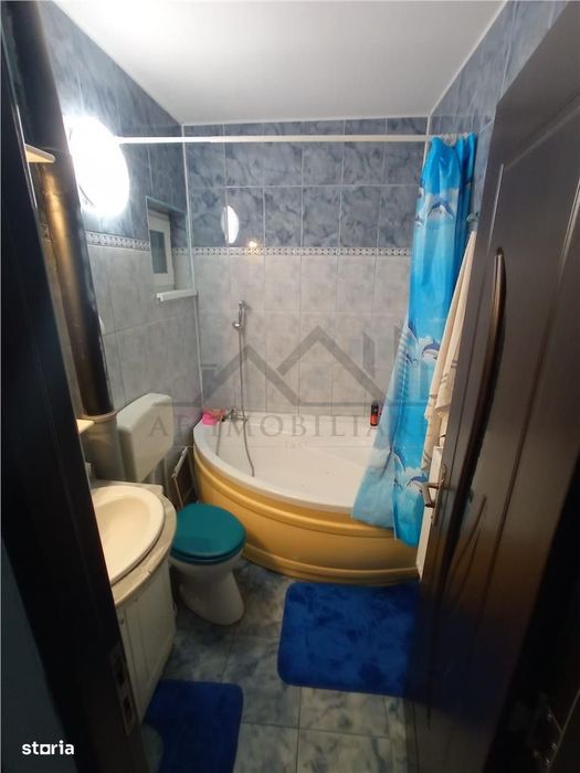 Apartament 4 camere Podu Ros
