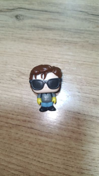 Оригинальные фигурки kinder joy Stranger Things пишите или звоните