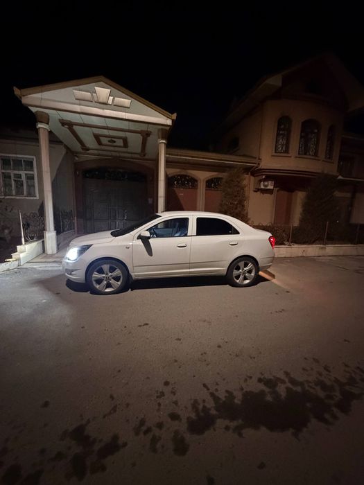 Cobalt 2025 автомат  сотилади