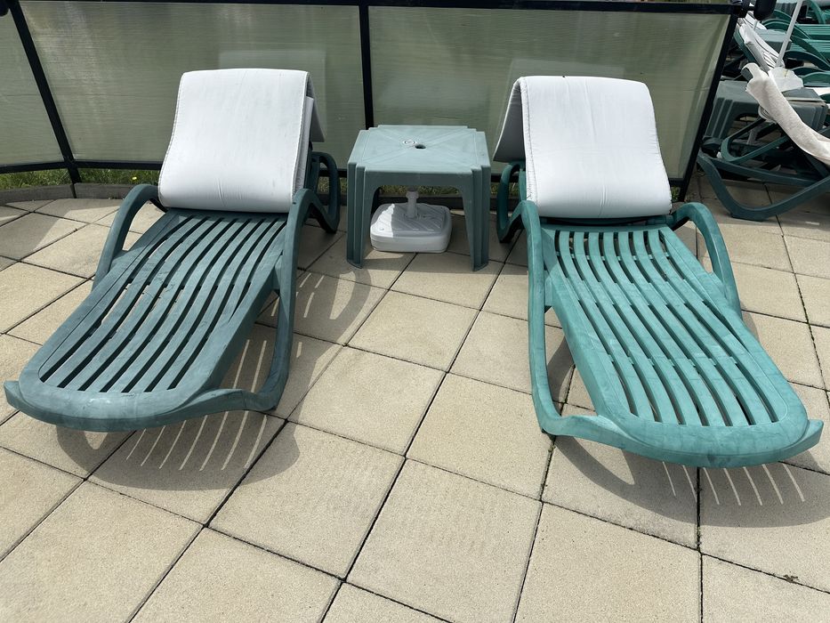 Set sezlonguri plaja