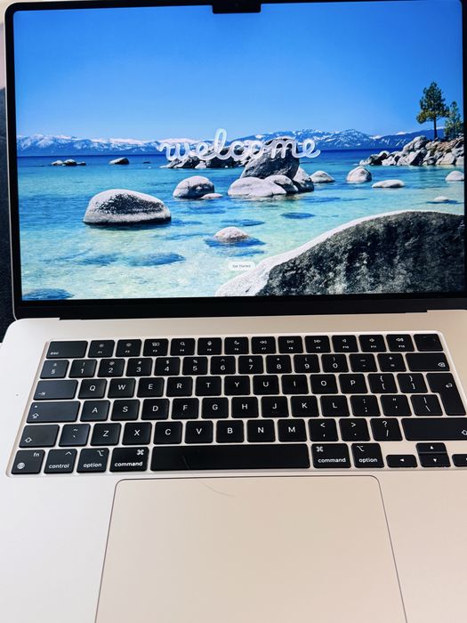 MacBook Air 15” M2 Starlight -  Отлично състояние