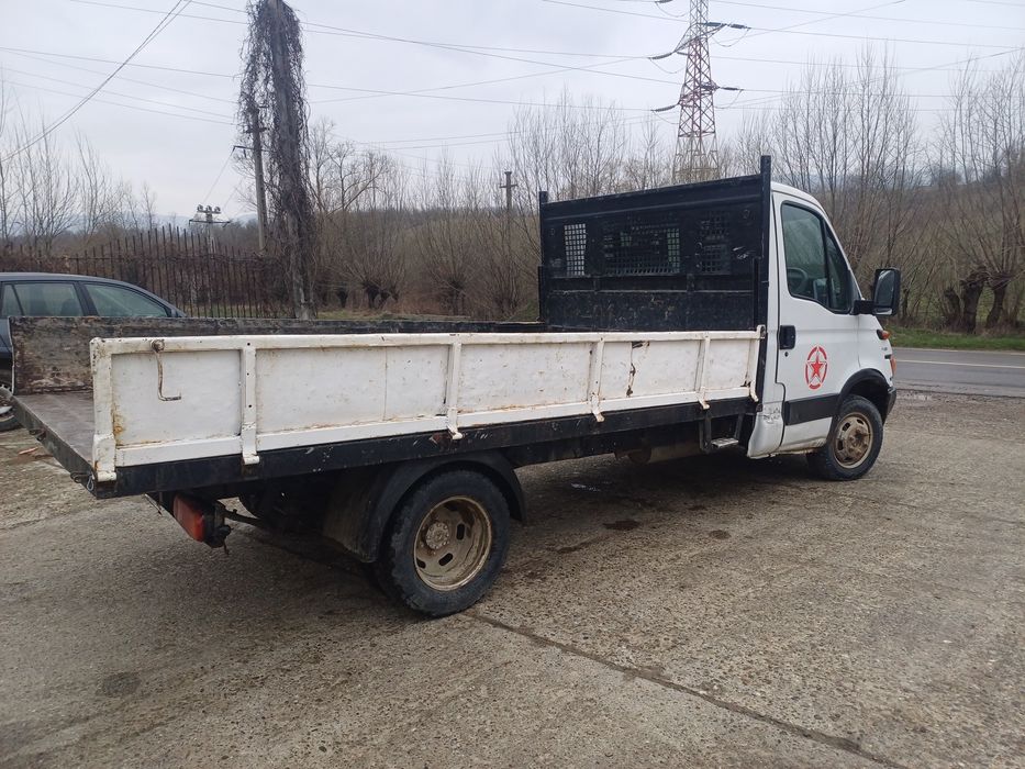 Se vinde iveco daily