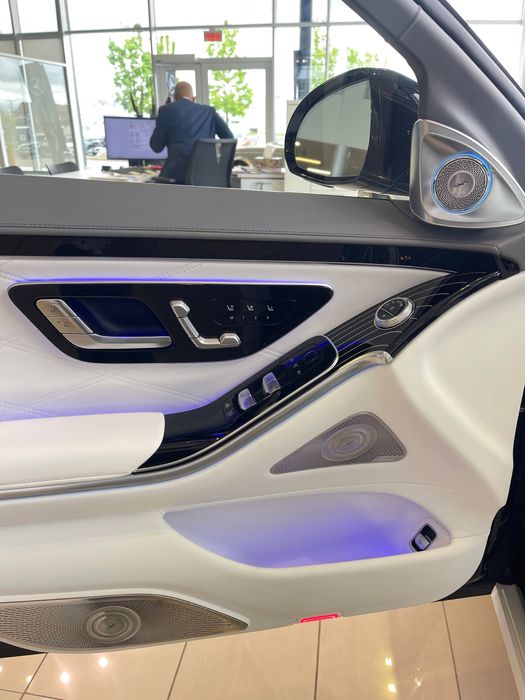 Mercedes Benz S680 Maybach Exclusive Model