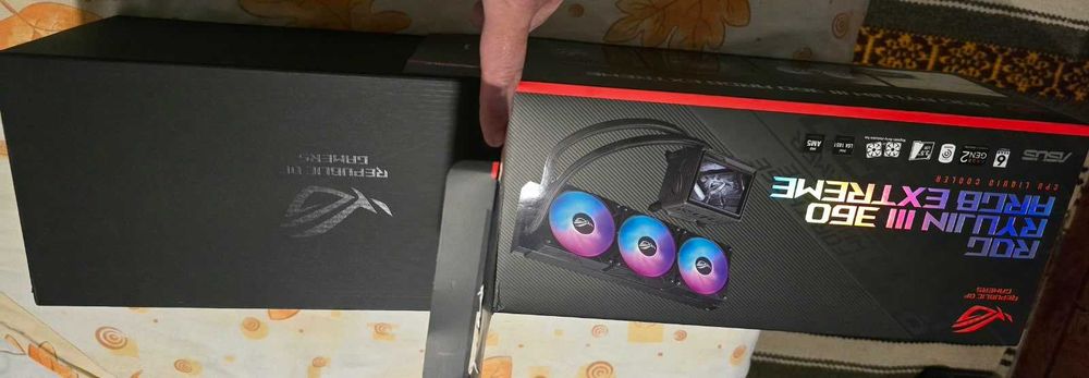 Asus ROG RYUJIN III 360 ARGB Extreme – AIO 360mm – LCD 3.5"