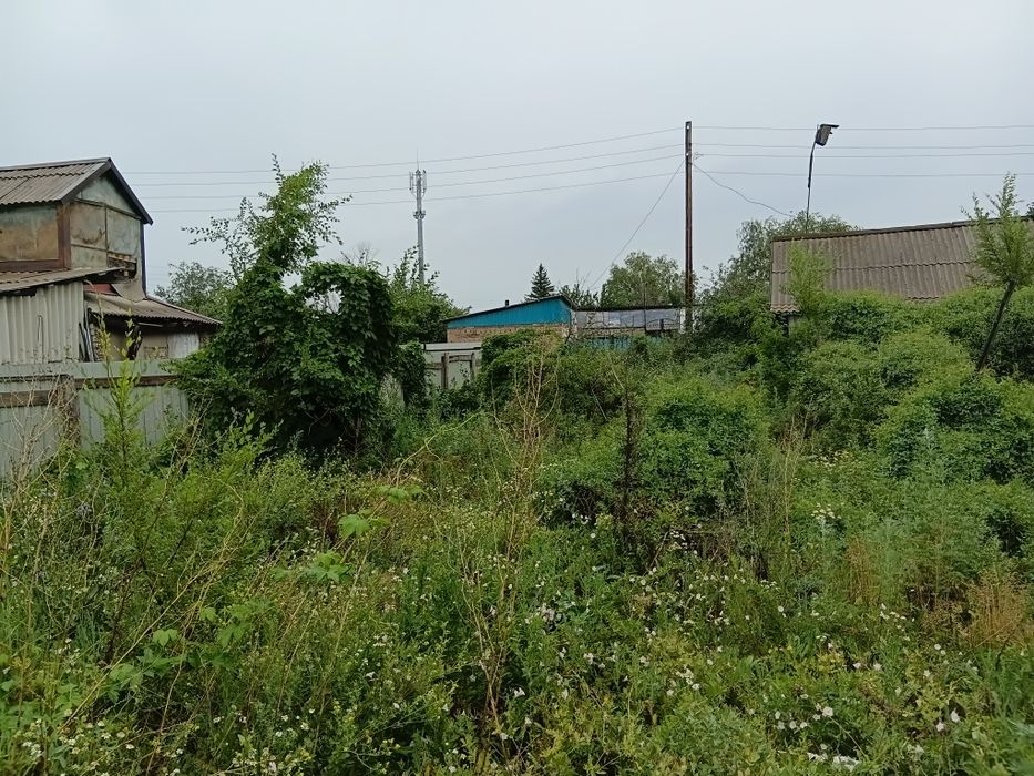Продом дачу, Восточный правый, межу 4-5 дачами!