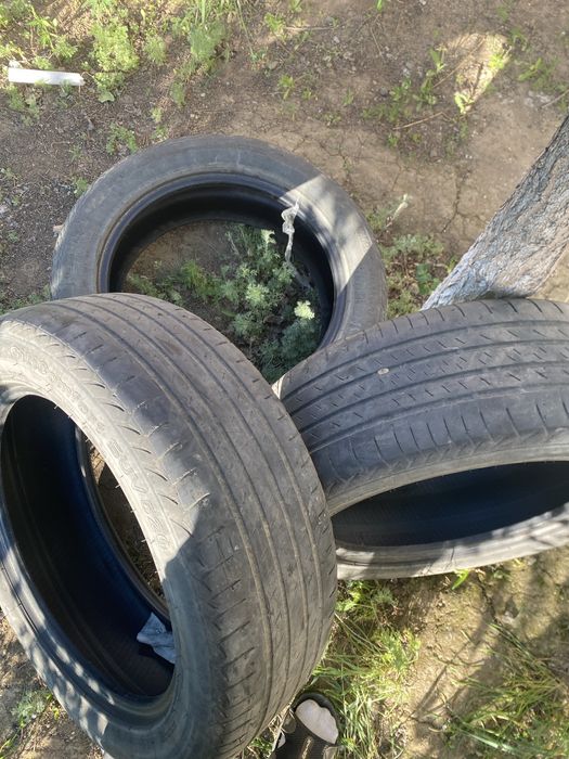 Giti a 225/55R18 98V