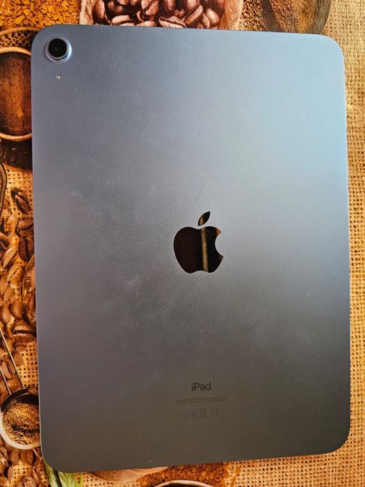 Vand ipad gen 10 , 64GB