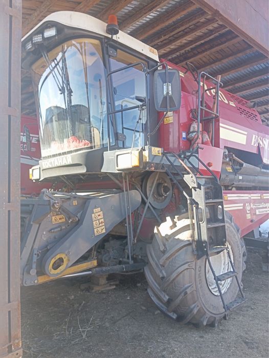 Комбайн Есиль740