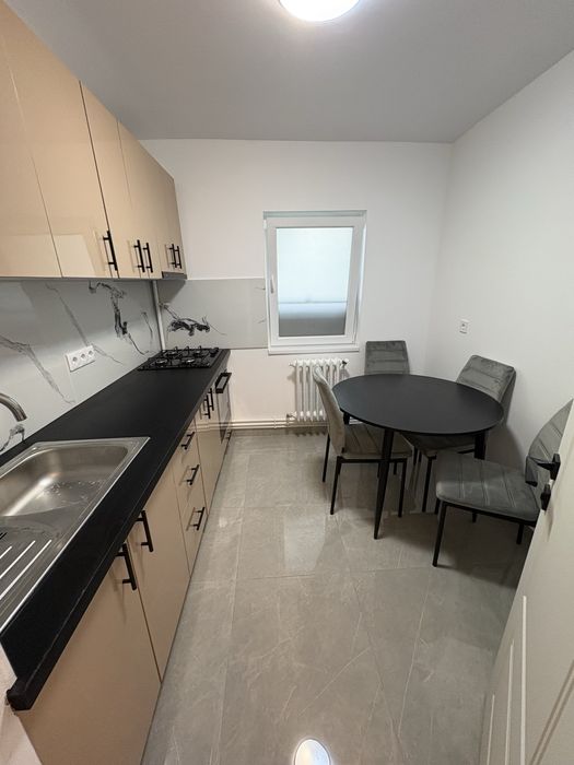 Persoana fizica inchiriez apartamen Canta