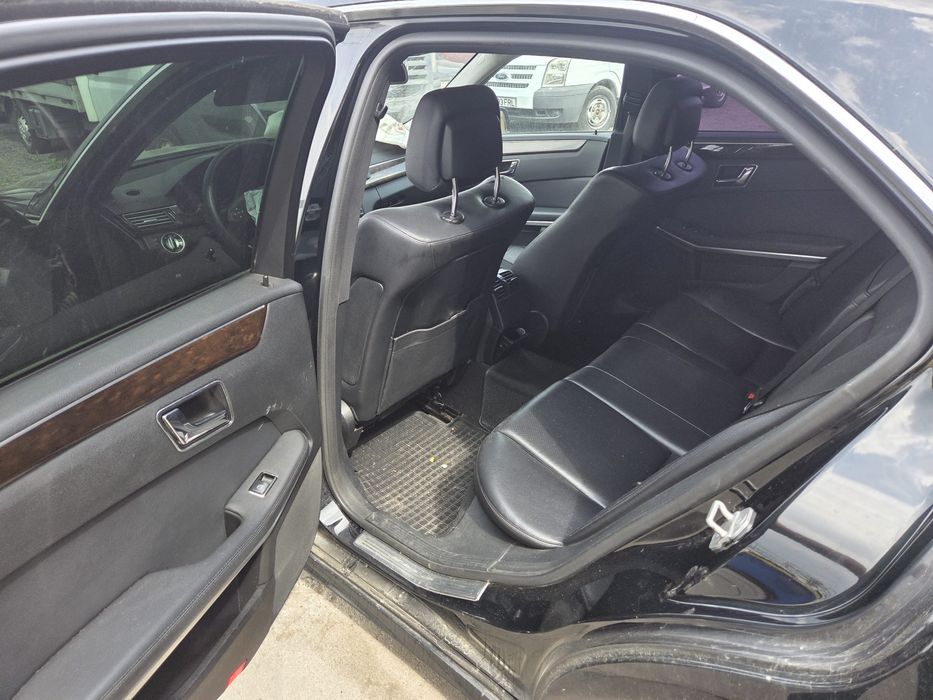Mercedes Benz E class pentru piese E200