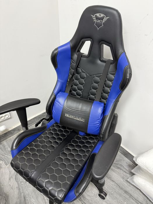 Компьютерное кресло срочно 20.000