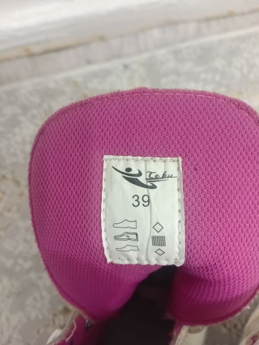 Коньки белые 39 размер