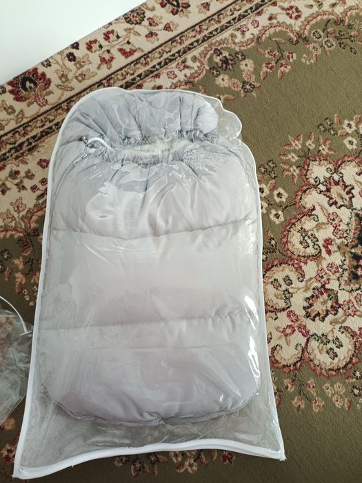 Продам конверт на выписку