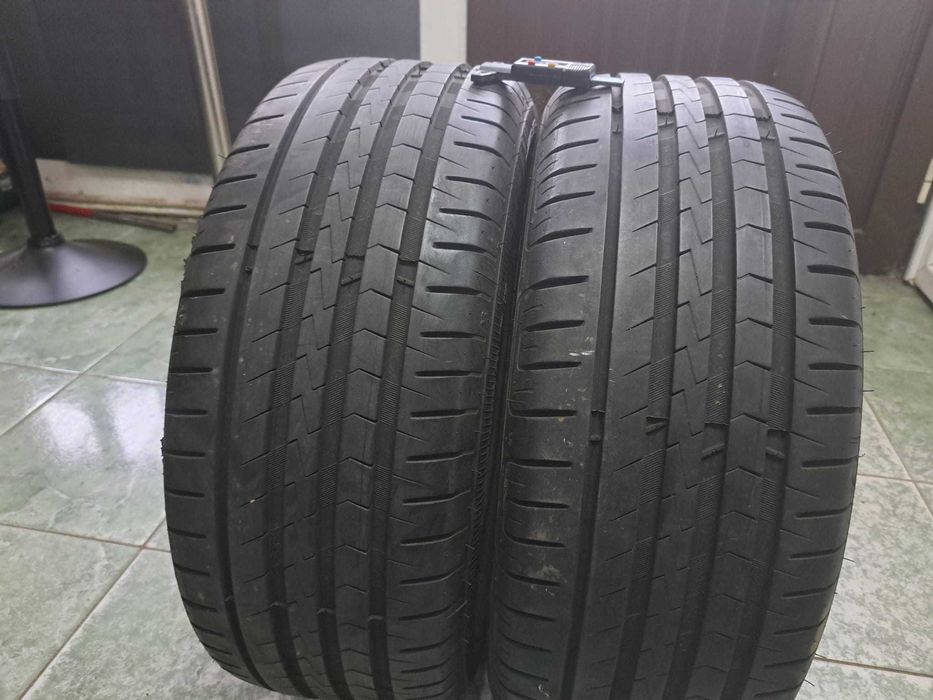 2 anvelope 205/50 R15 Vredestein