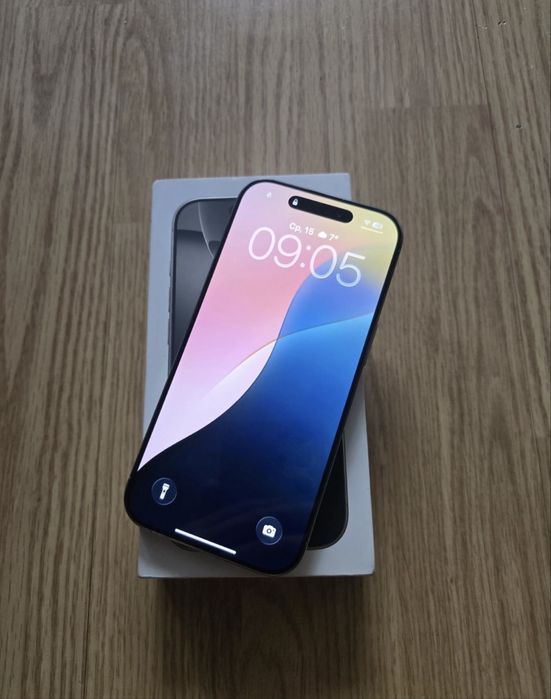 Продам iPhone 16 Pro новый