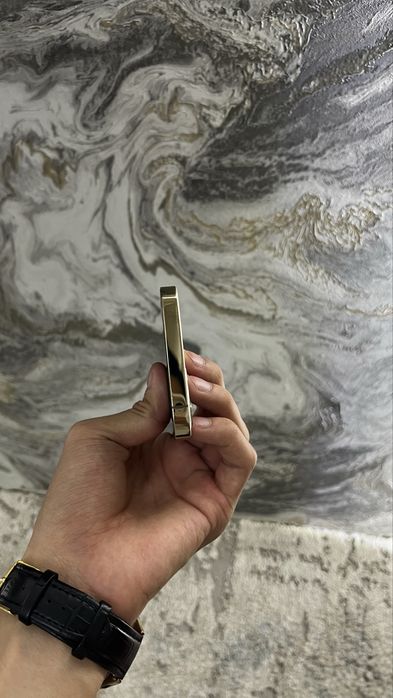 Iphone 12 pro sotiladi