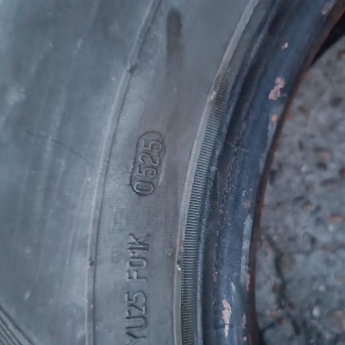 Продам комплект летних автошин