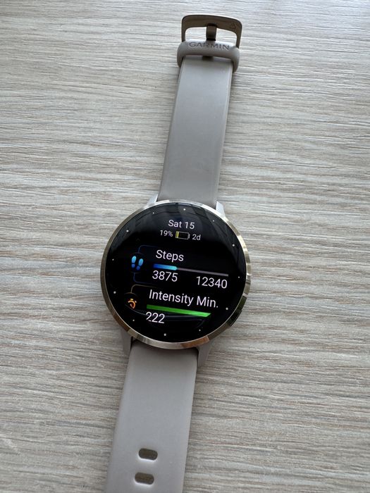 Смарт часовник Garmin Venu 3S