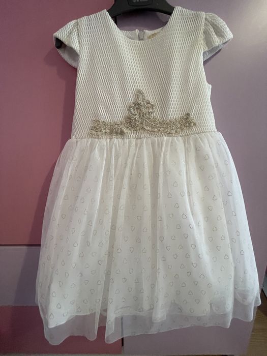 Разкошни рокли 5/6 г