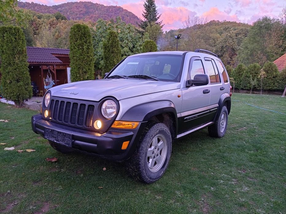 Jeep Cherokee 2.8 diesel automat 4x4 reductor an 2006