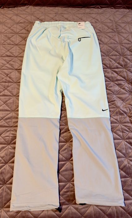 Trening Nike tech fleece woven (fâș usor )2026 S,M,M,L,XL marimi