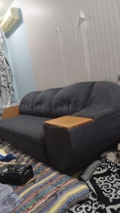 Срочно отдам даром мебель