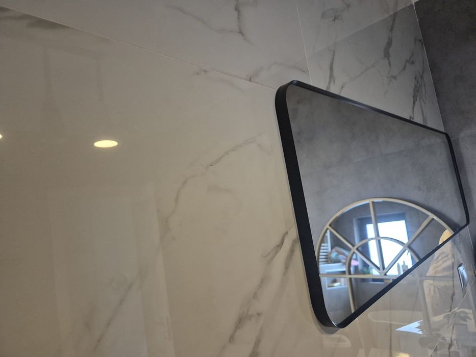 Oglindă dreptunghiulara rama neagră