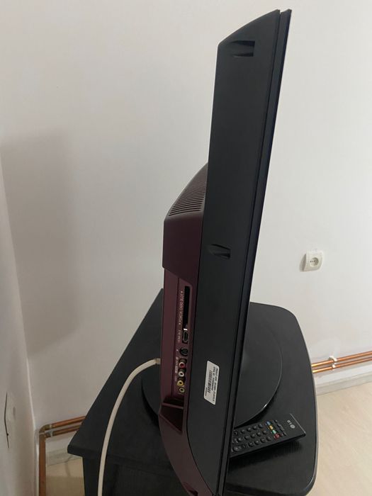 Vând televizor plasmă