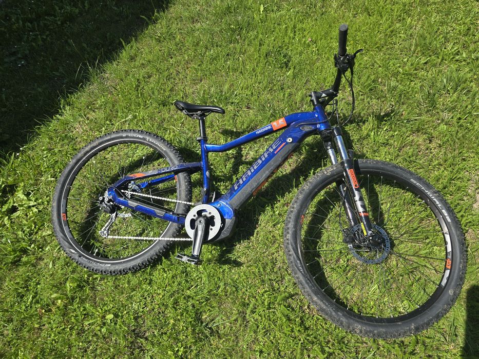 Vând Haibike HardNine 1.5 – doar 31,9 km parcurși