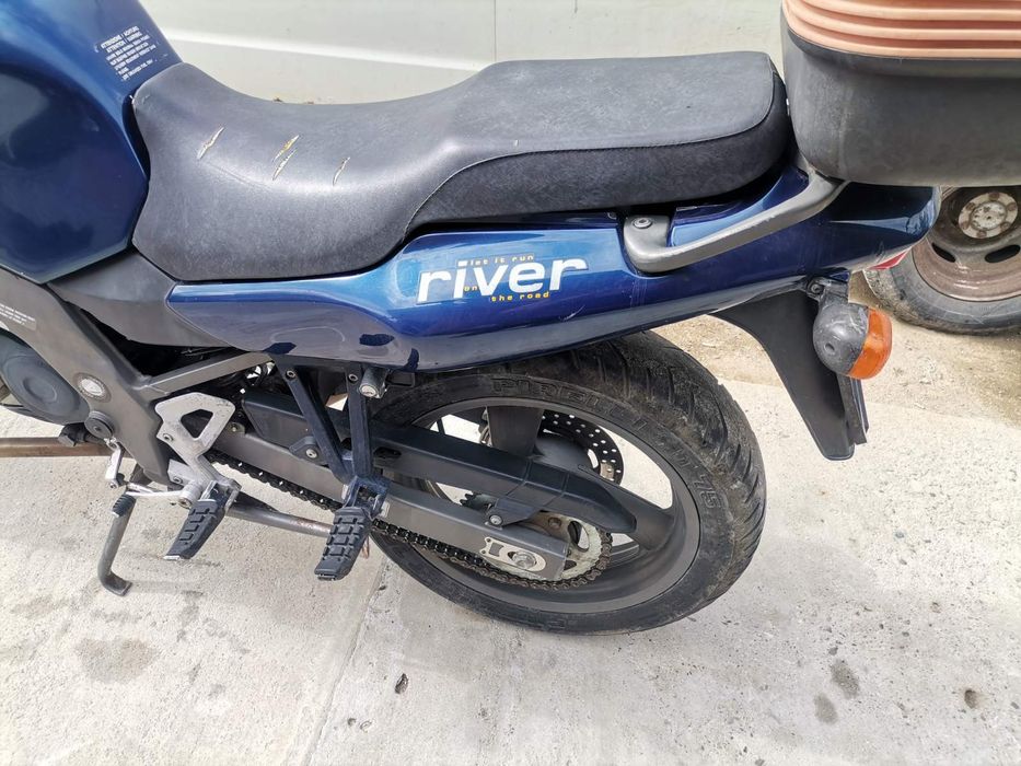 Само на части cagiva river 600