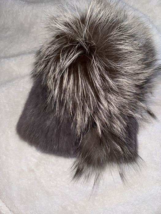 Продам шапку: норка и песец.