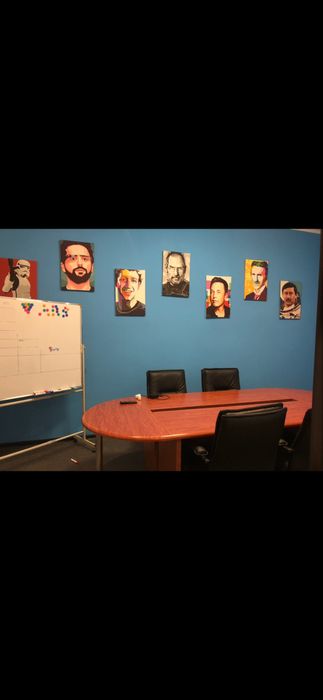 Большой офисный стол