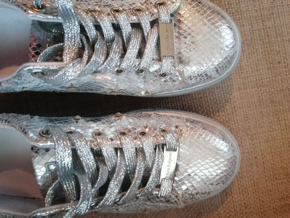 Оригинални гуменки. Laura Biagiotti