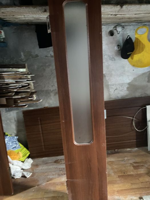 Продам межкомнатные двери