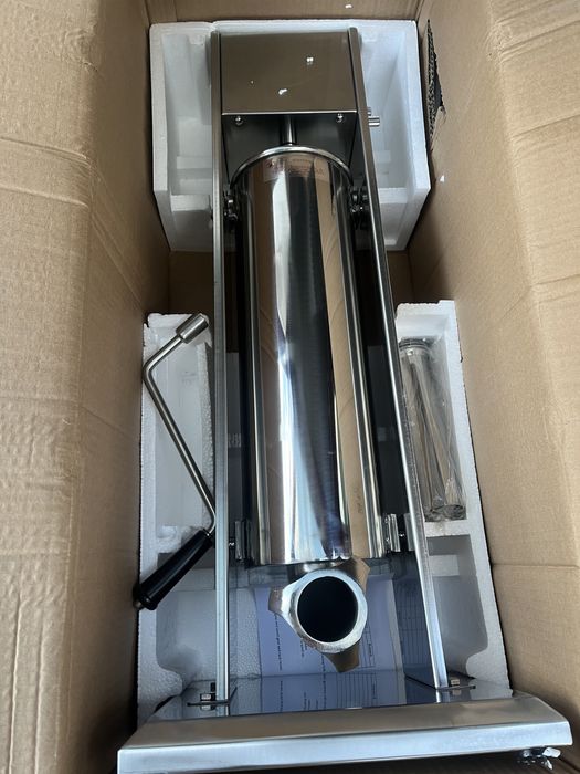 ПЪЛНАЧКА за месо - наденици и колбаси - 7 литра