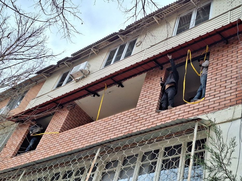 Козырьки  над  окнами,  Быстро  и качественно + Ролики  для  беля !