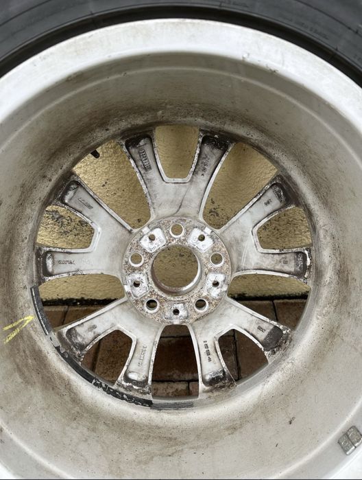 Roti (jenti + anvelope vara) BMW 18”