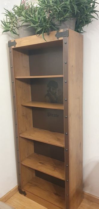 Birou și biblioteca copii model cu pirați