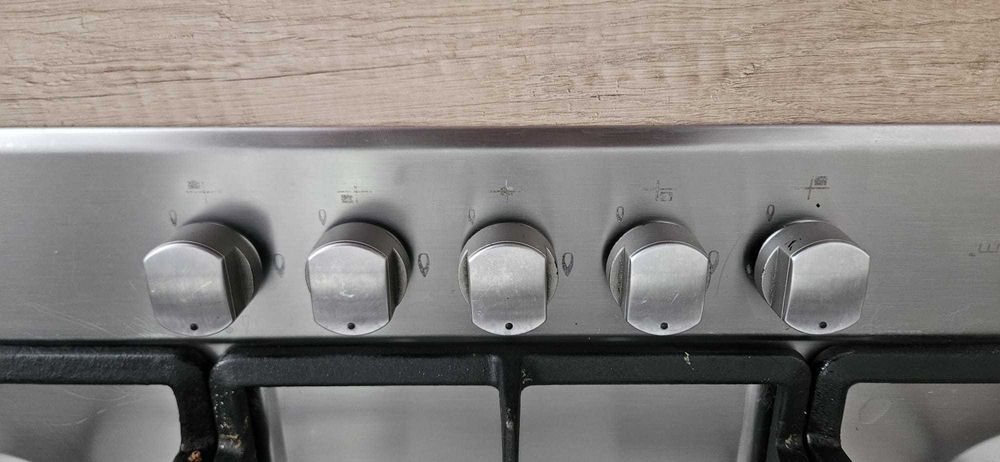 Vand plita pe gaz Whirlpool Ixelium 5 ochiuri